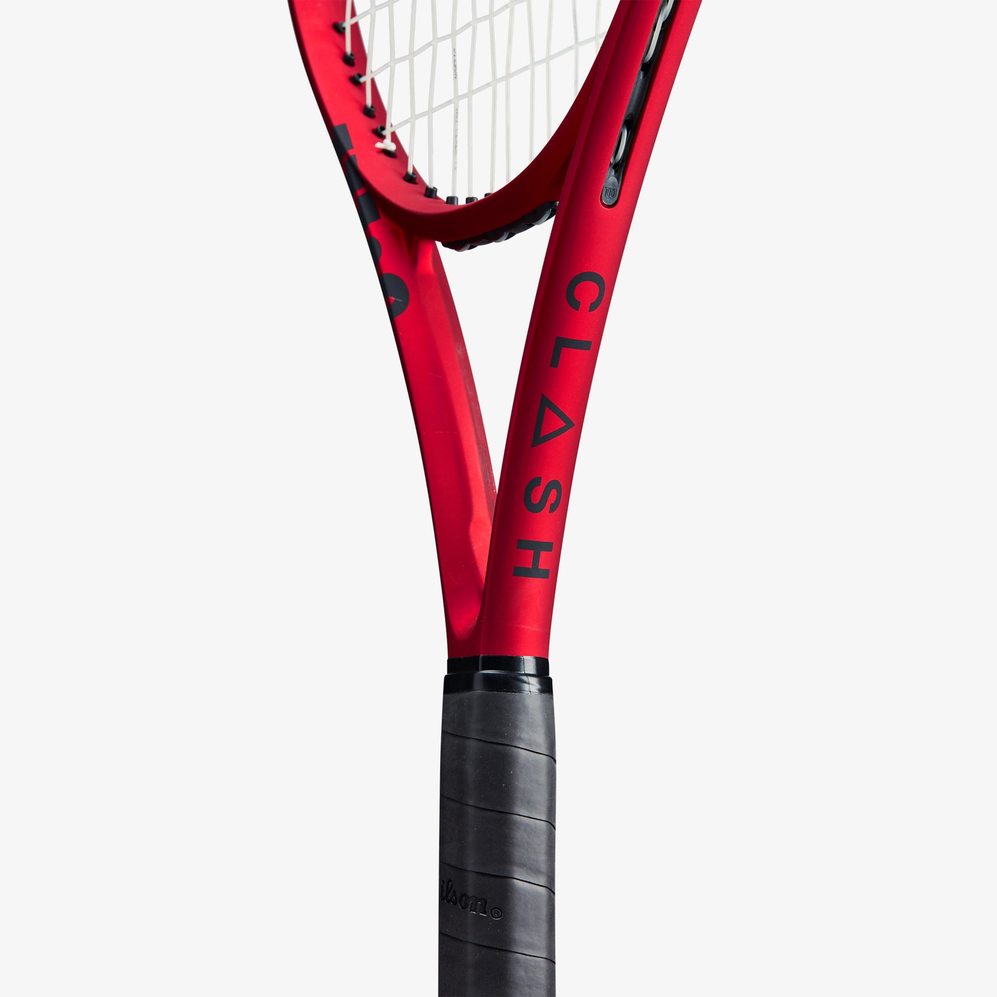 Wilson CLASH 100L V2 Tennis Racket *CLEARANCE*